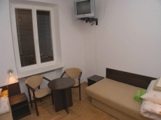 FAUST молодіжний готель кімнати апартаменти нічліги Краків Польща